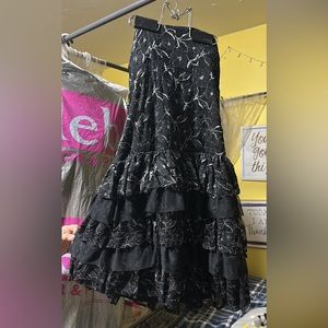 Black Strappless formal dress!!